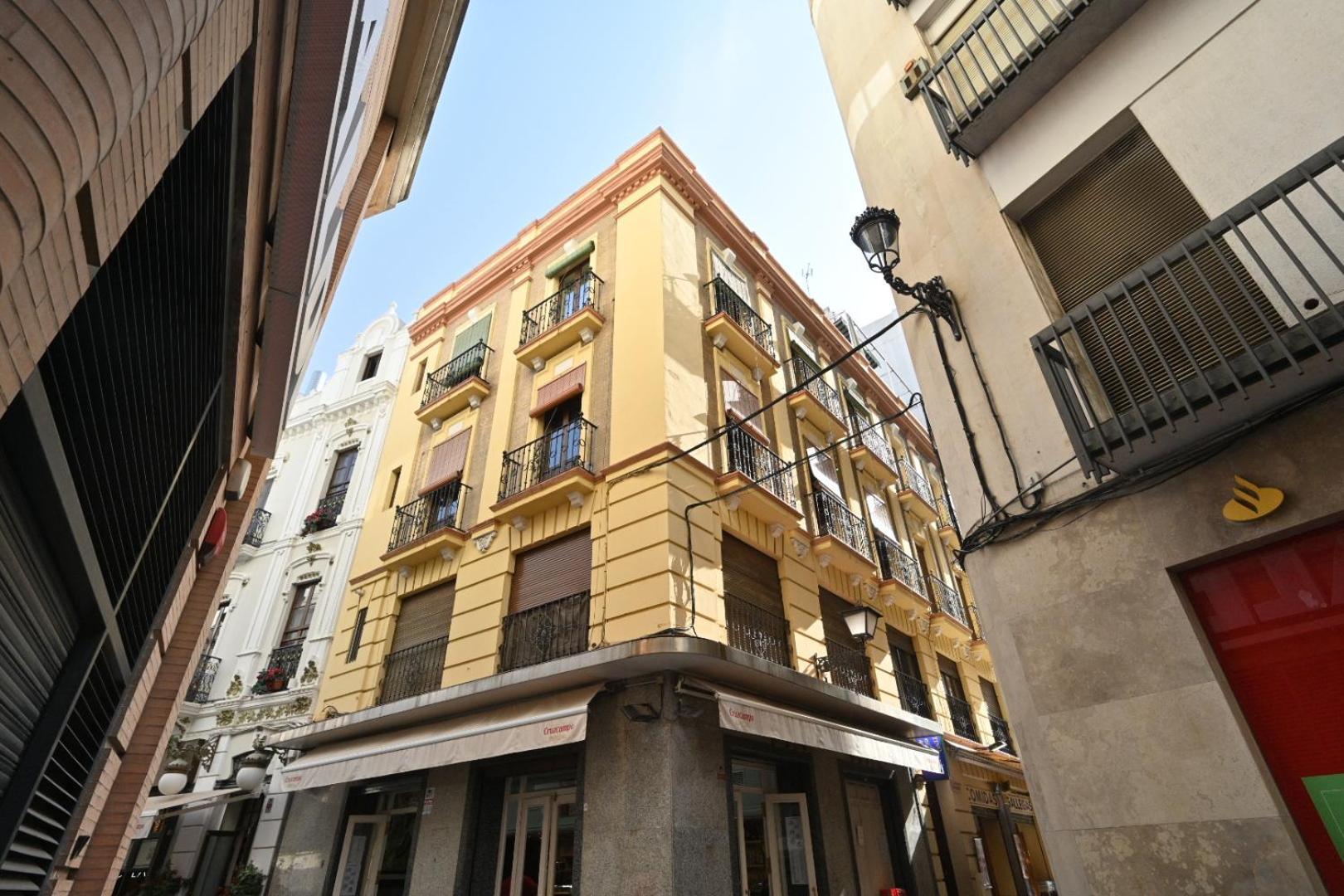 Centro Luxe 3 Rooms — Photos 2